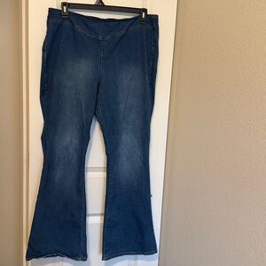 Jessica Simpson flair leg elastic waist